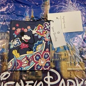 NWT Disney Vera Bradley RFID Passport Wallet